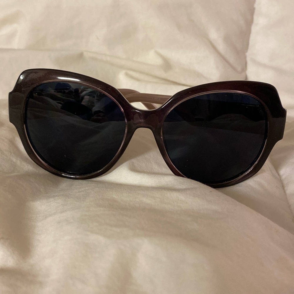 Liu Jo Sunglasses LJ659S Black Round Cat Eye with lavender temples lace detail